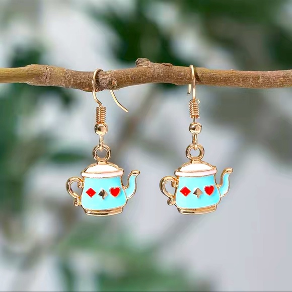 Jewelry - New cute earrings